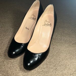 Christian Louboutin leather size 39 (size 8.5) PRICE IS NON NEGOTIABLE